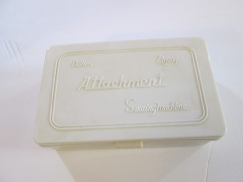 Deluxe zigzag attachments for - deluxe,
